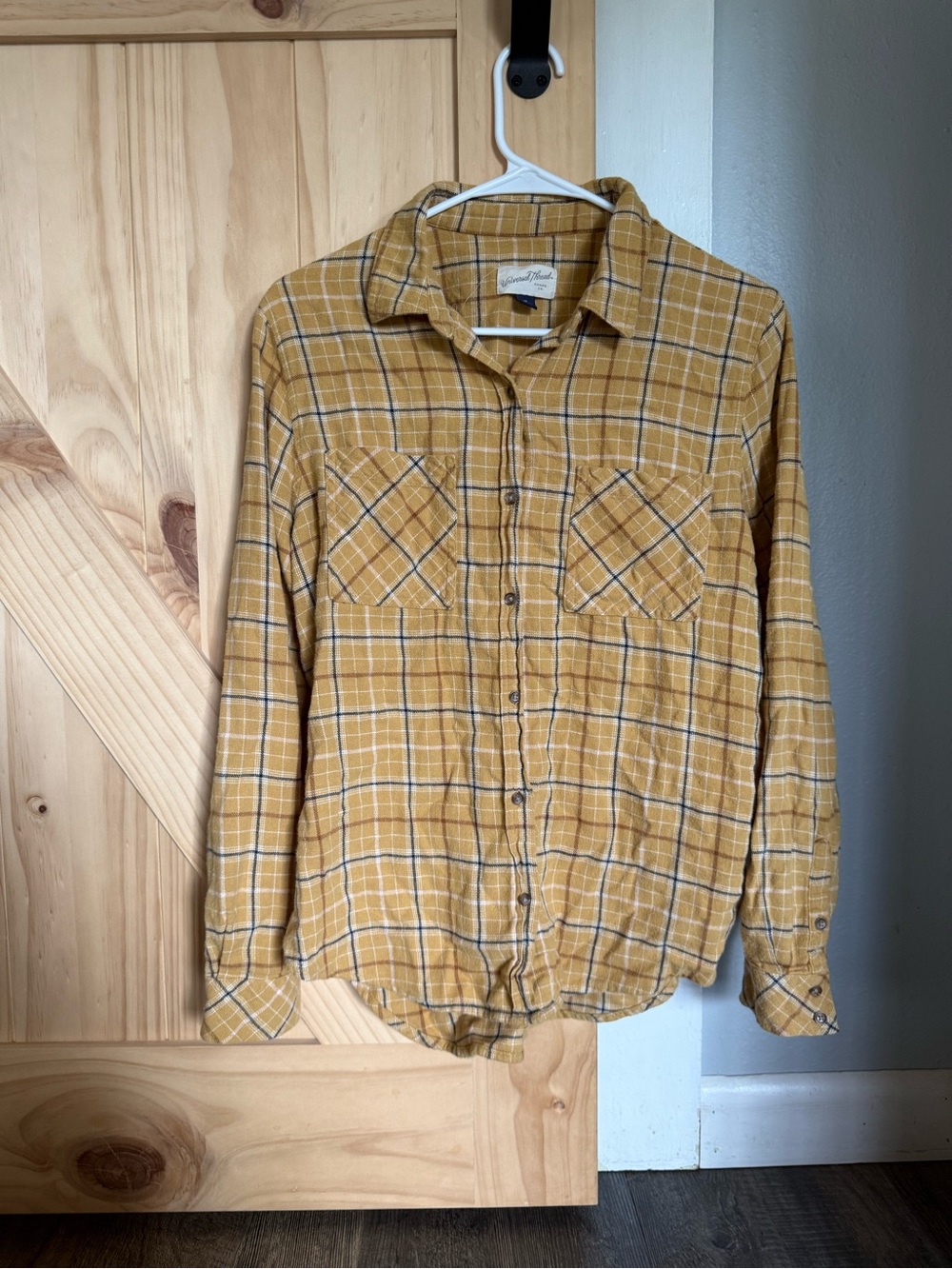 Universal Thread Women’s Casual Mustard Plaid Flannel